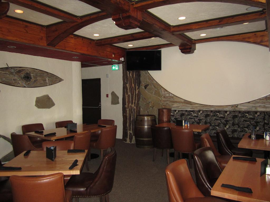 The Pine Inn Chetwynd Exterior photo